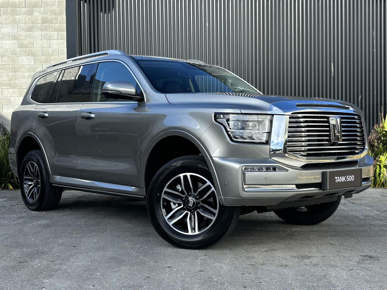 Vehicle image 1