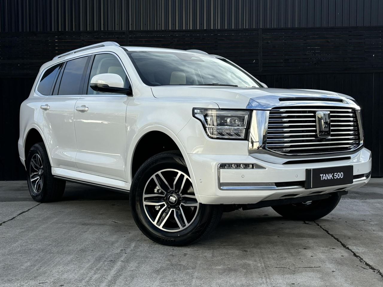 Vehicle image 1