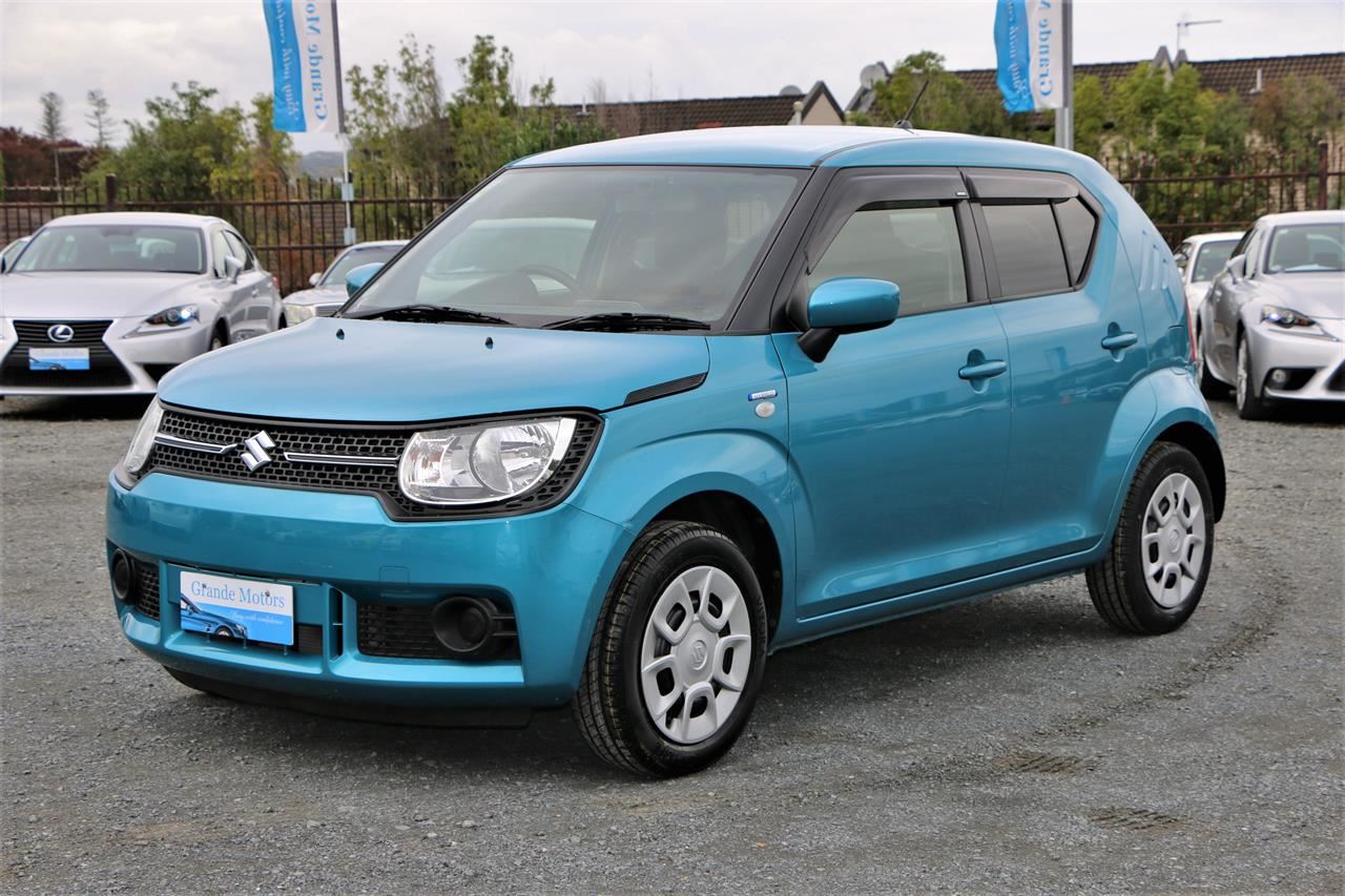 Vehicle image 3