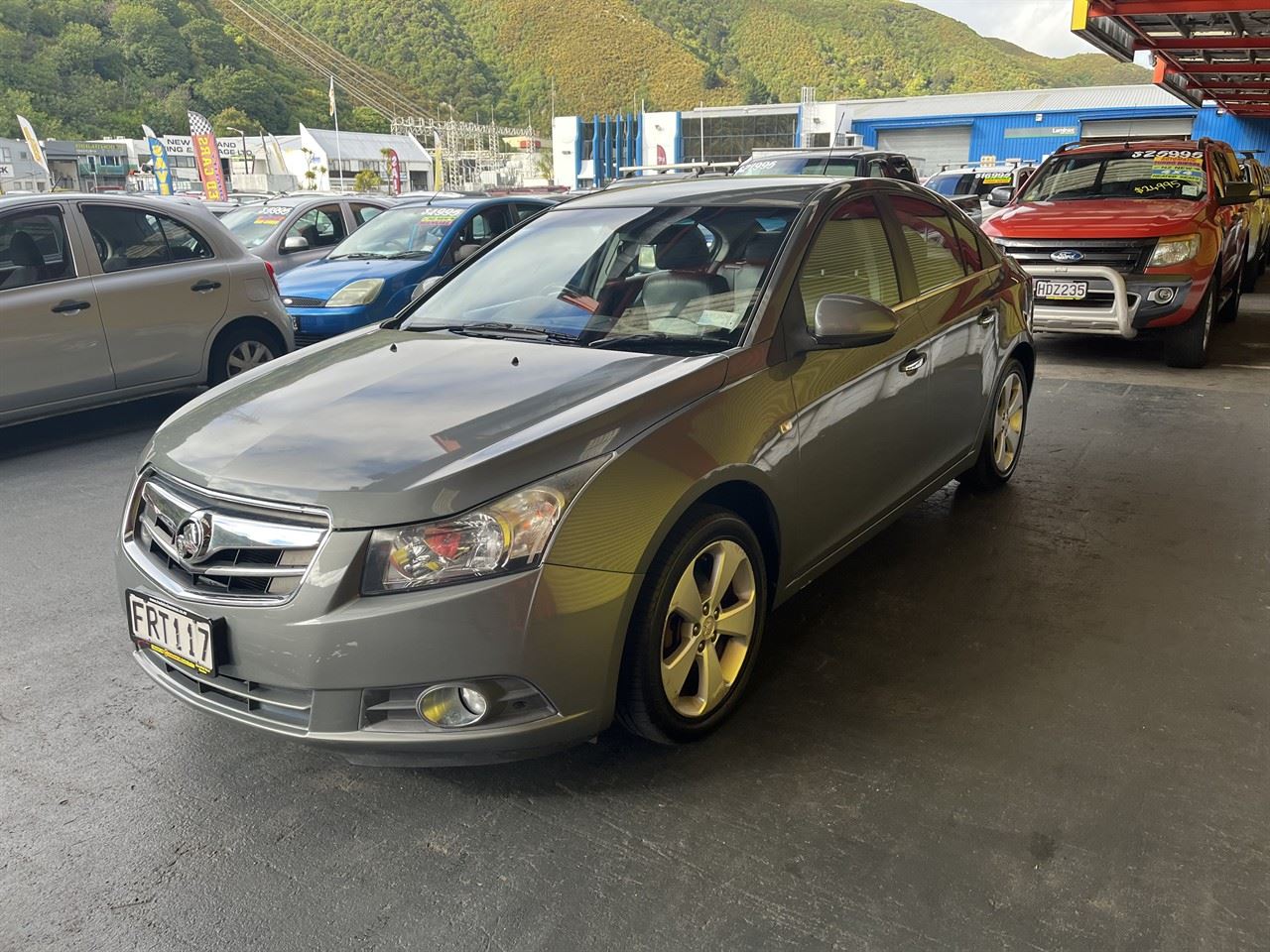 Vehicle image 3