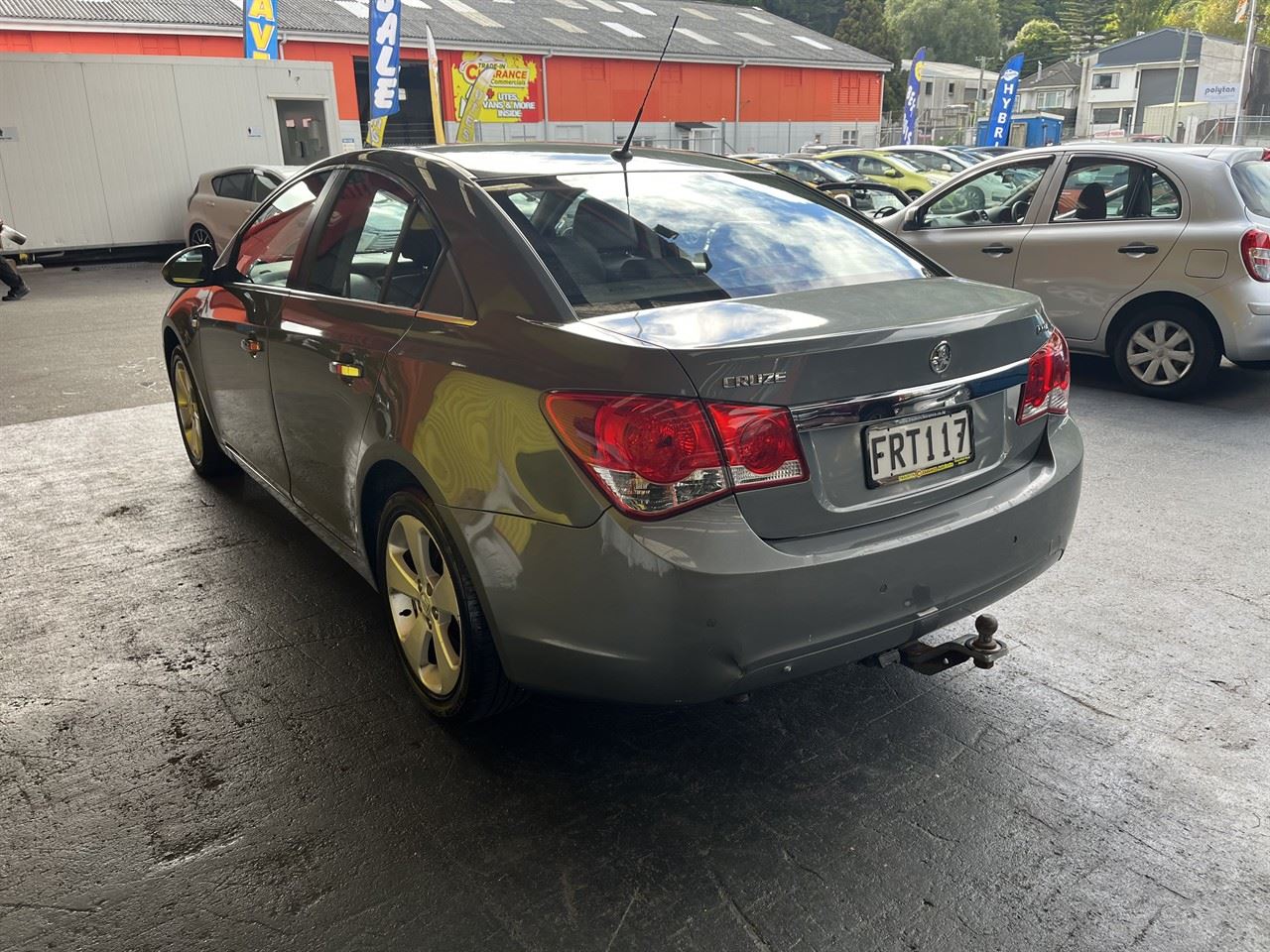 Vehicle image 4