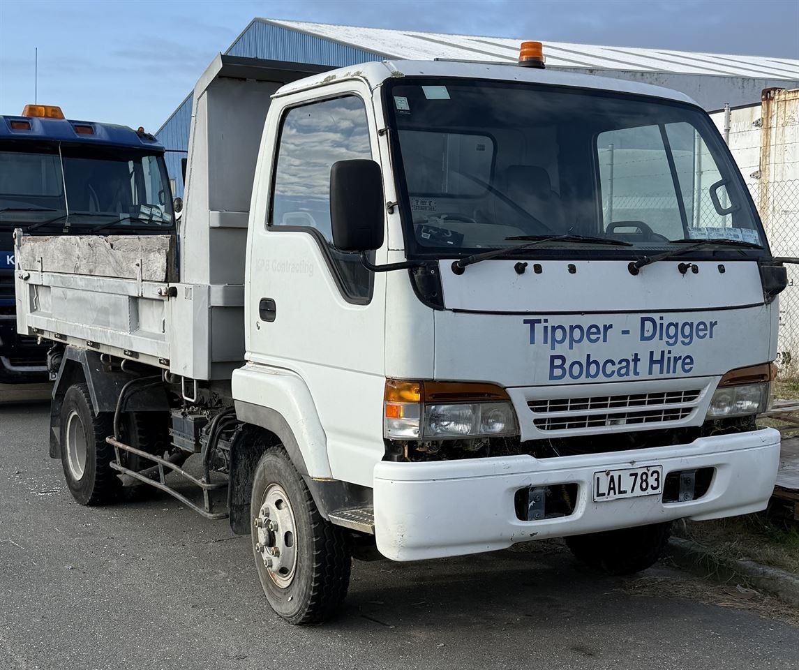 Vehicle image 1