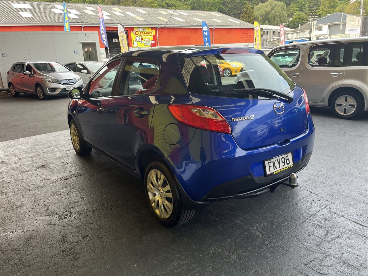 Vehicle image 4