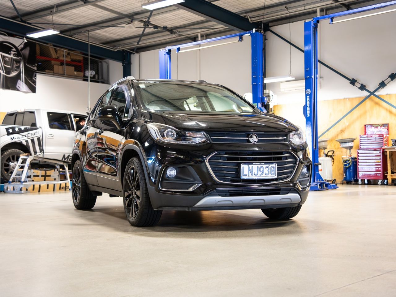 Vehicle image 3