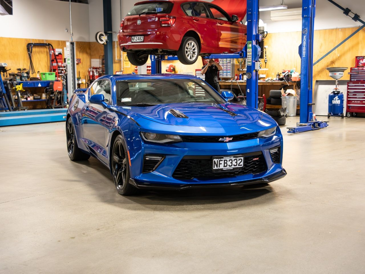 Vehicle image 4