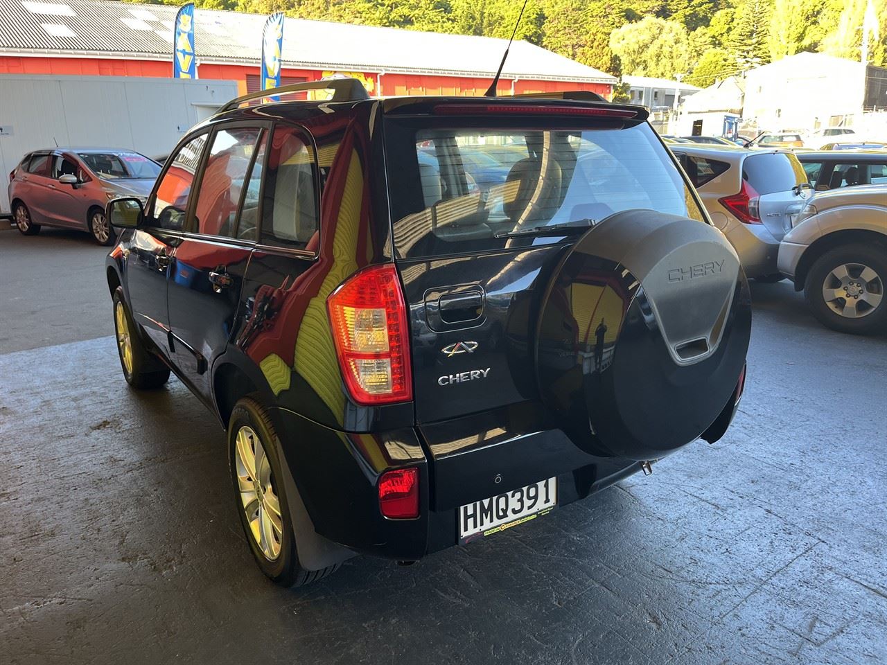 Vehicle image 4