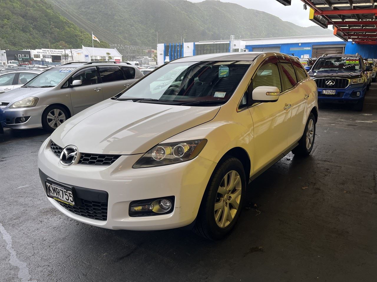 Vehicle image 3
