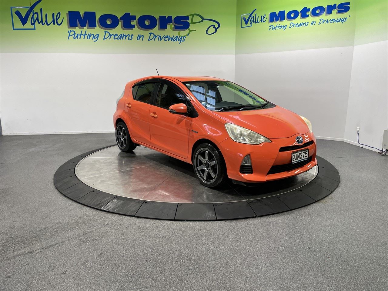 Vehicle image 2