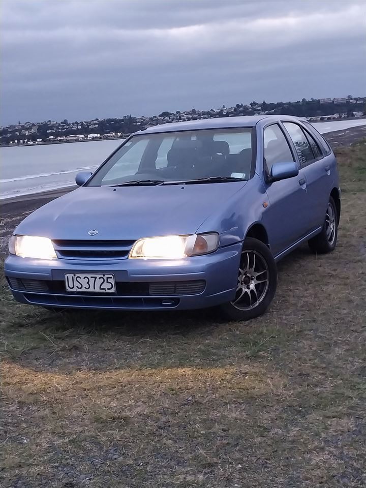 Vehicle image 1
