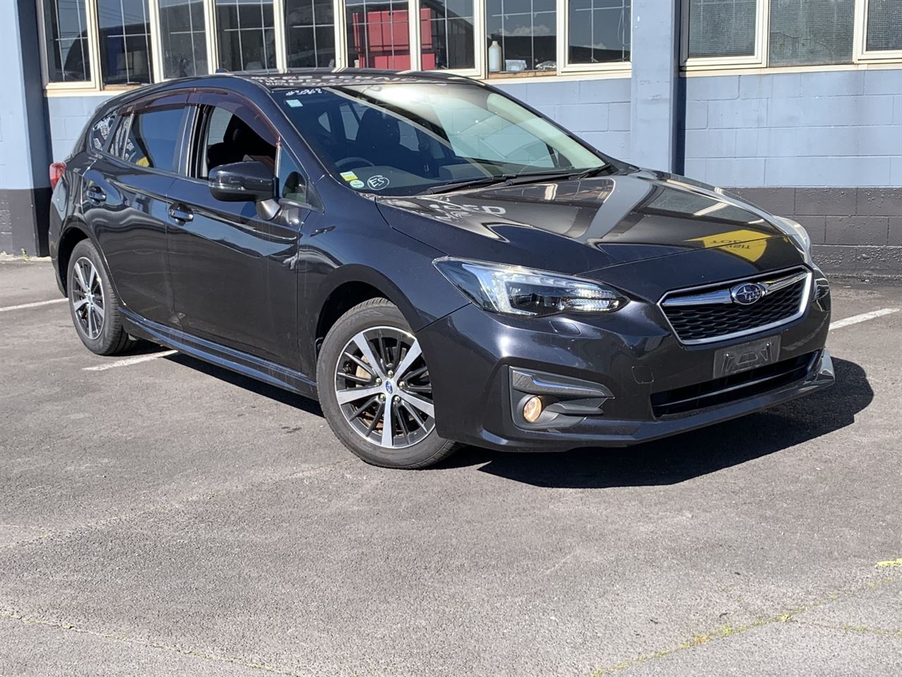 Vehicle image 4