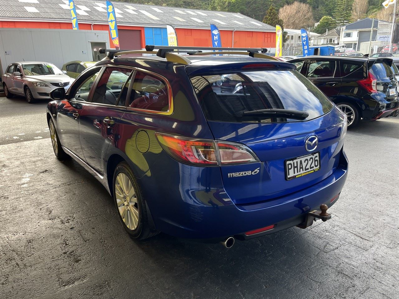 Vehicle image 4