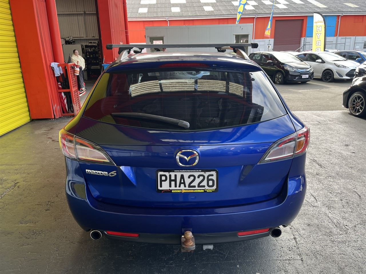 Vehicle image 5