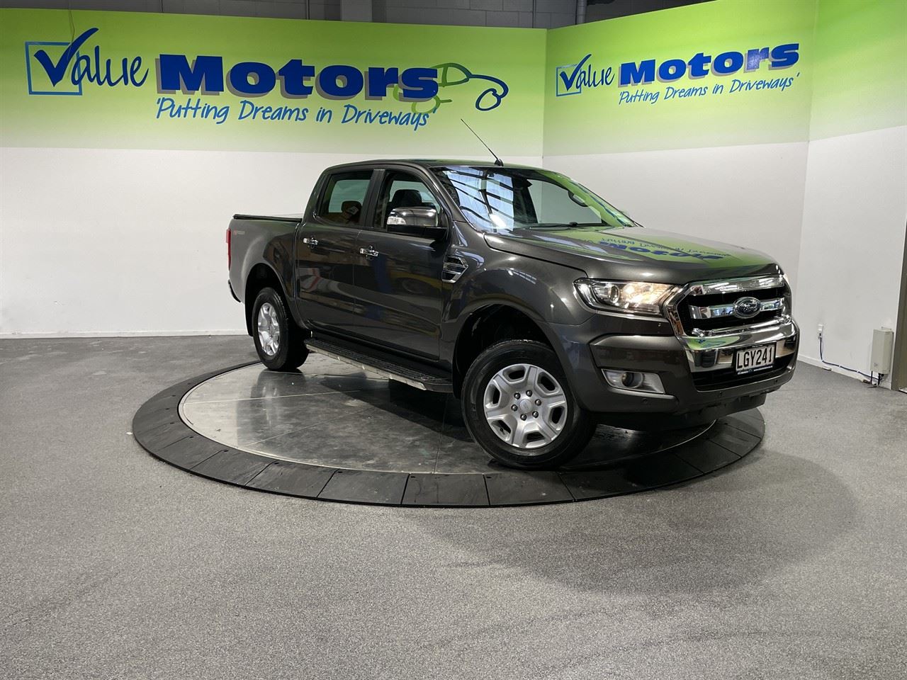 Vehicle image 1