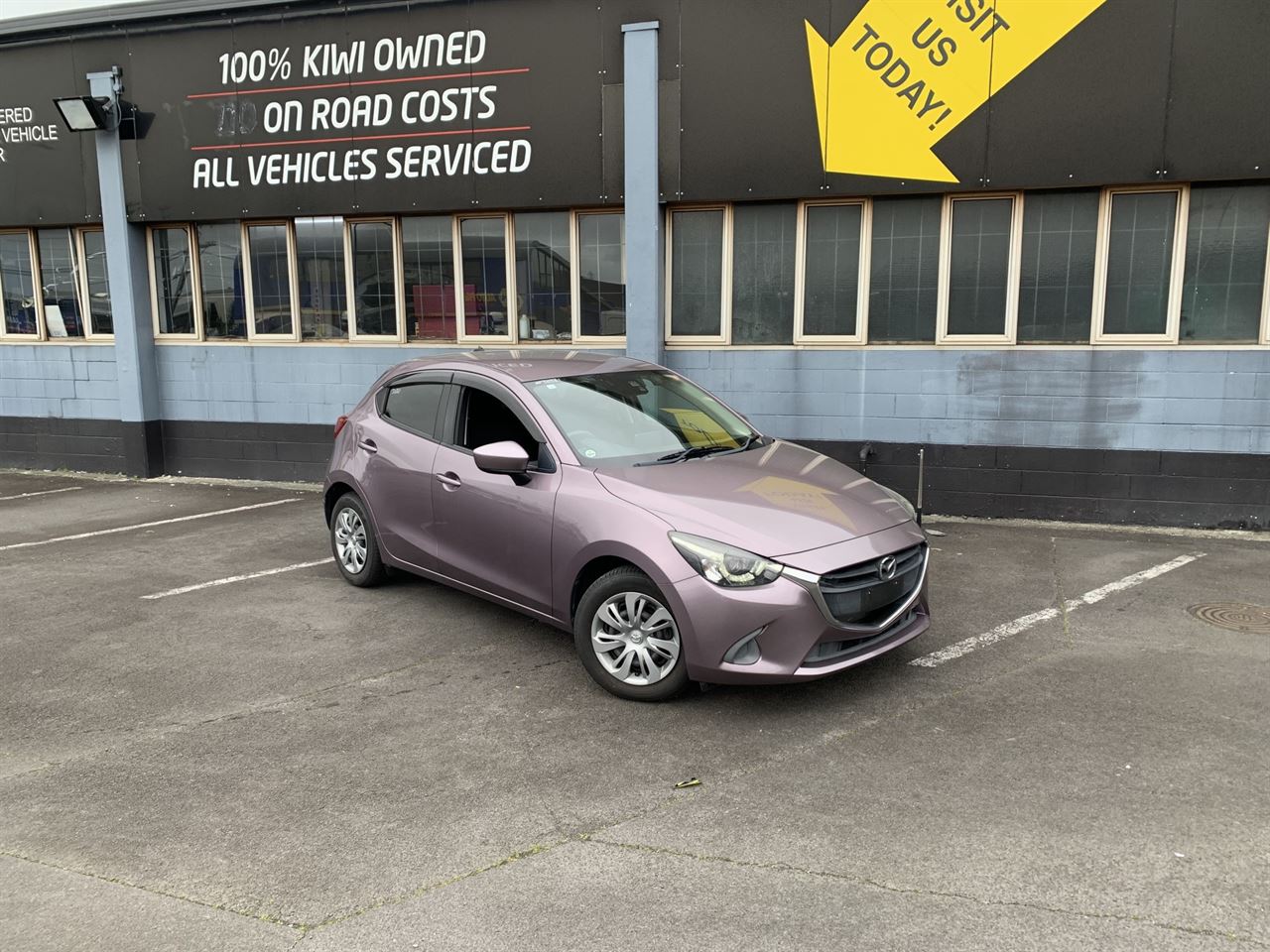 Vehicle image 4