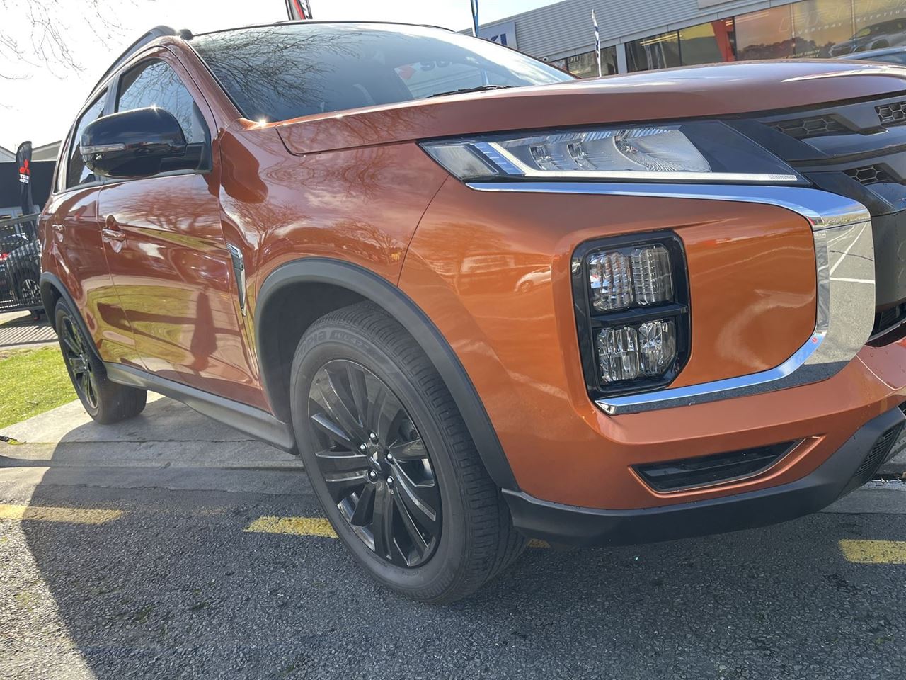 Vehicle image 4