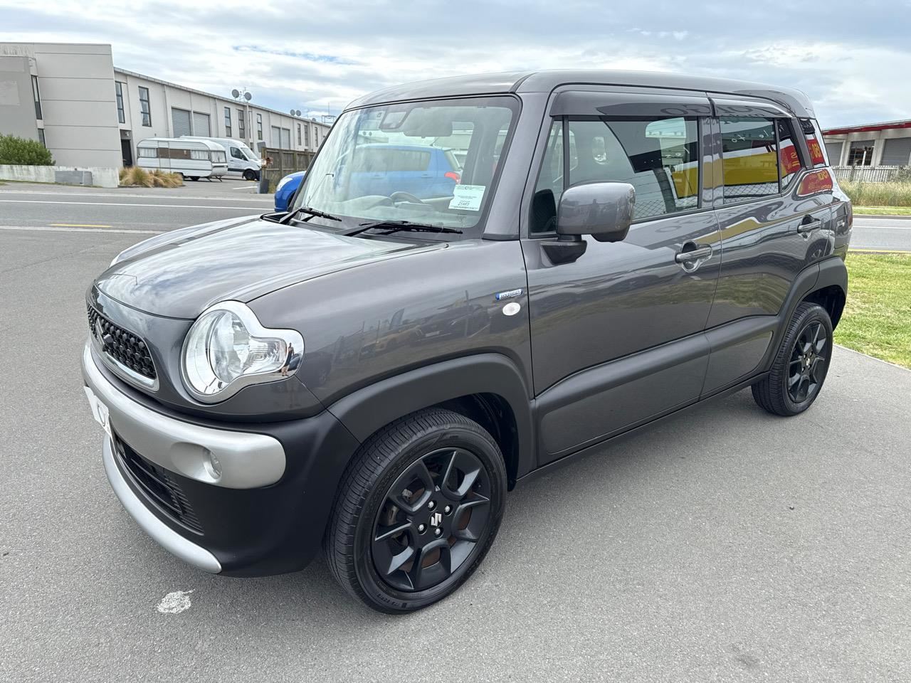 Vehicle image 4
