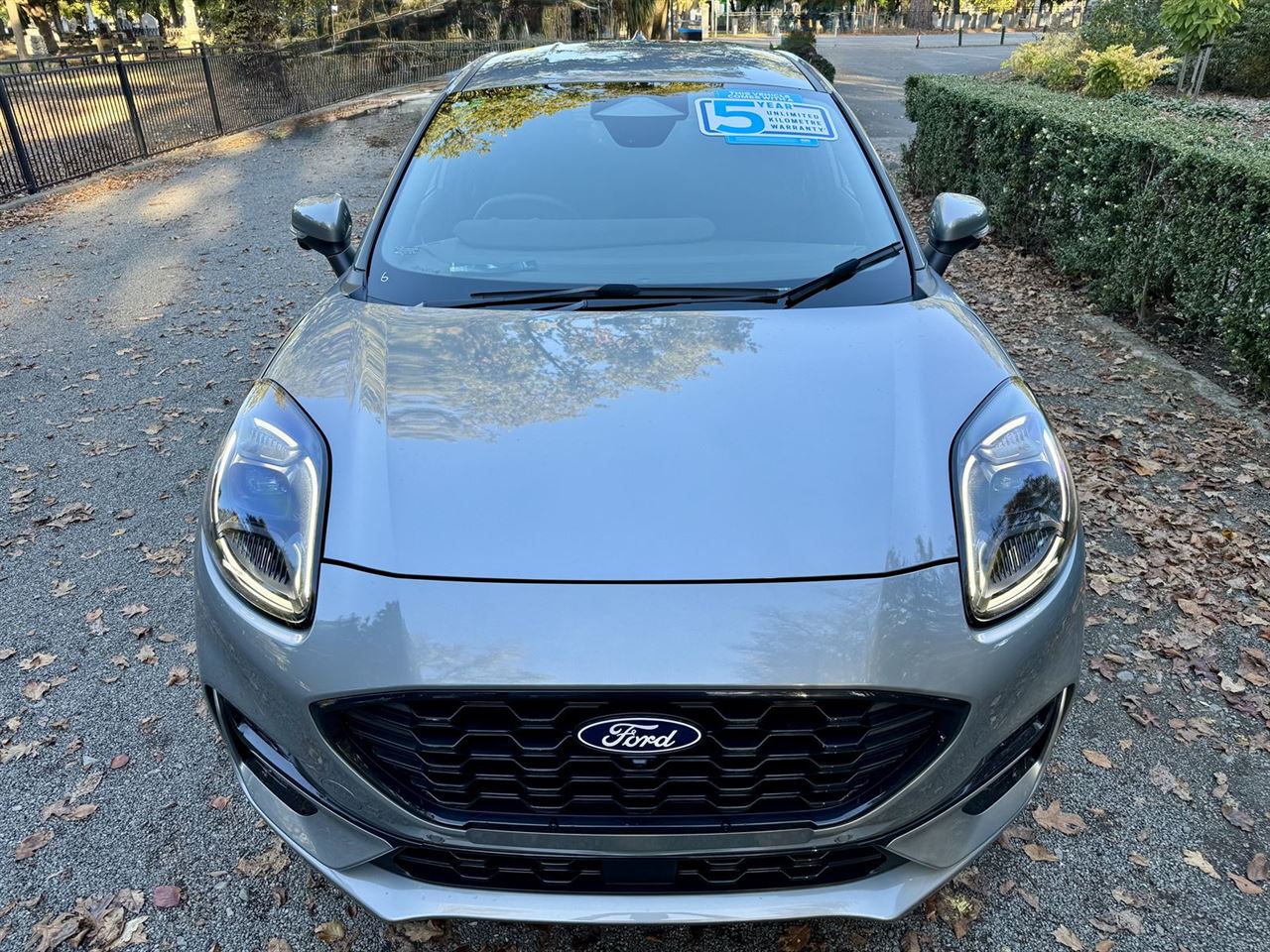 Vehicle image 3