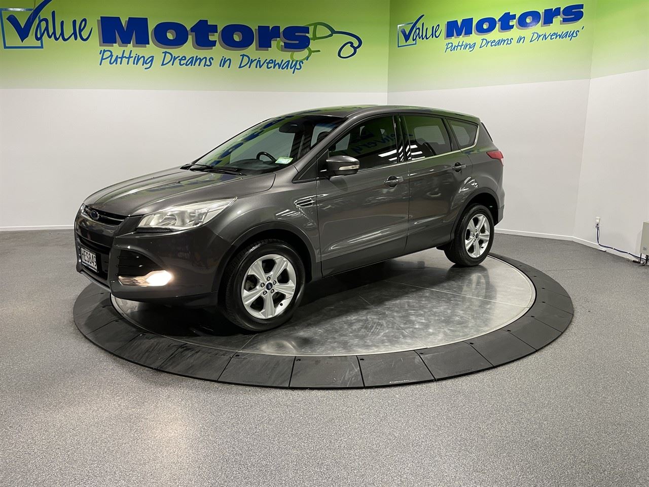 Vehicle image 3