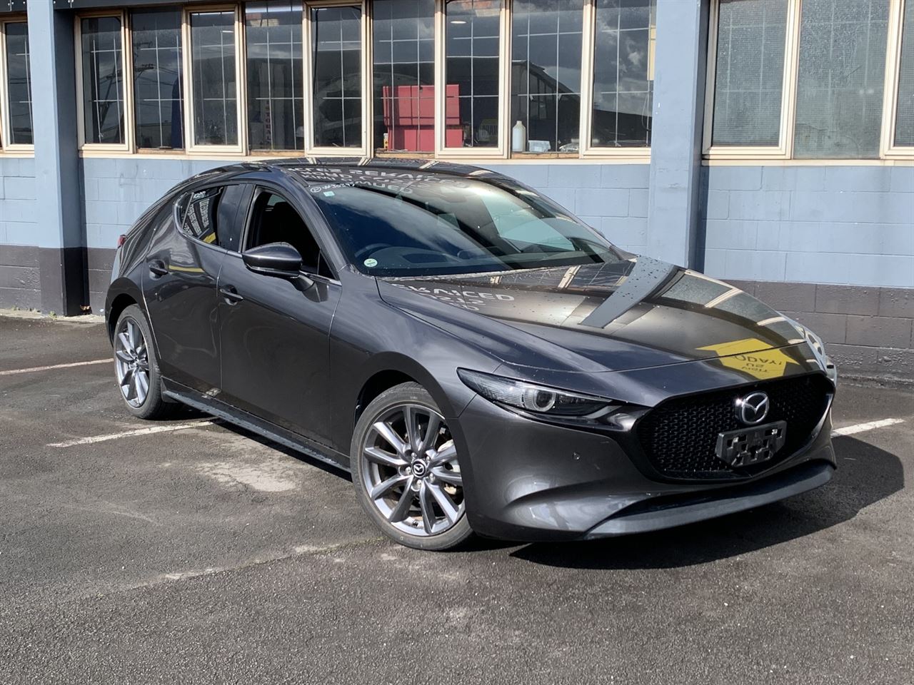 Vehicle image 3