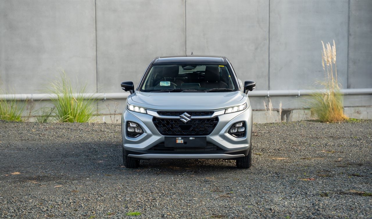 Vehicle image 3