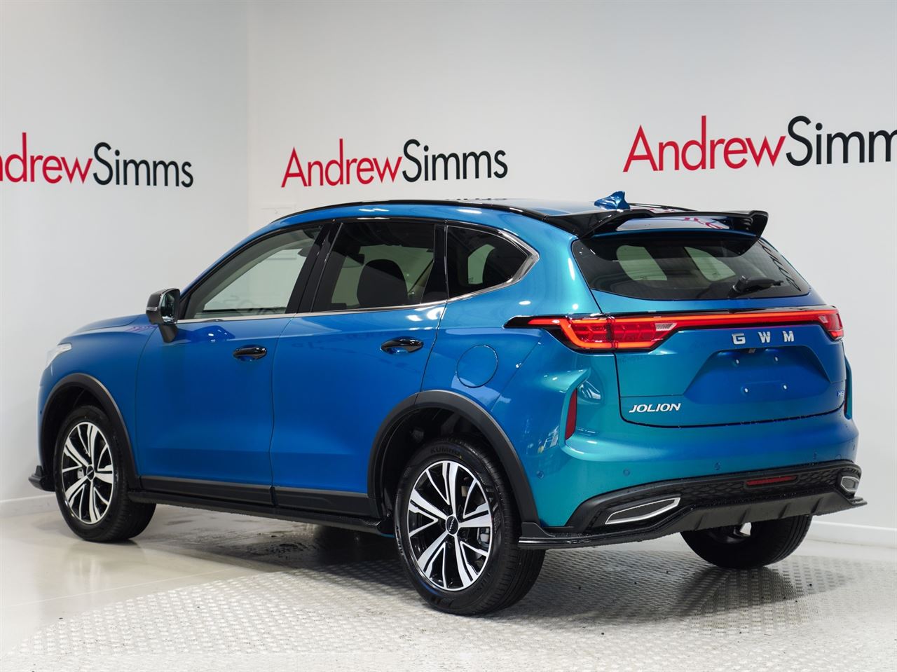 Vehicle image 3