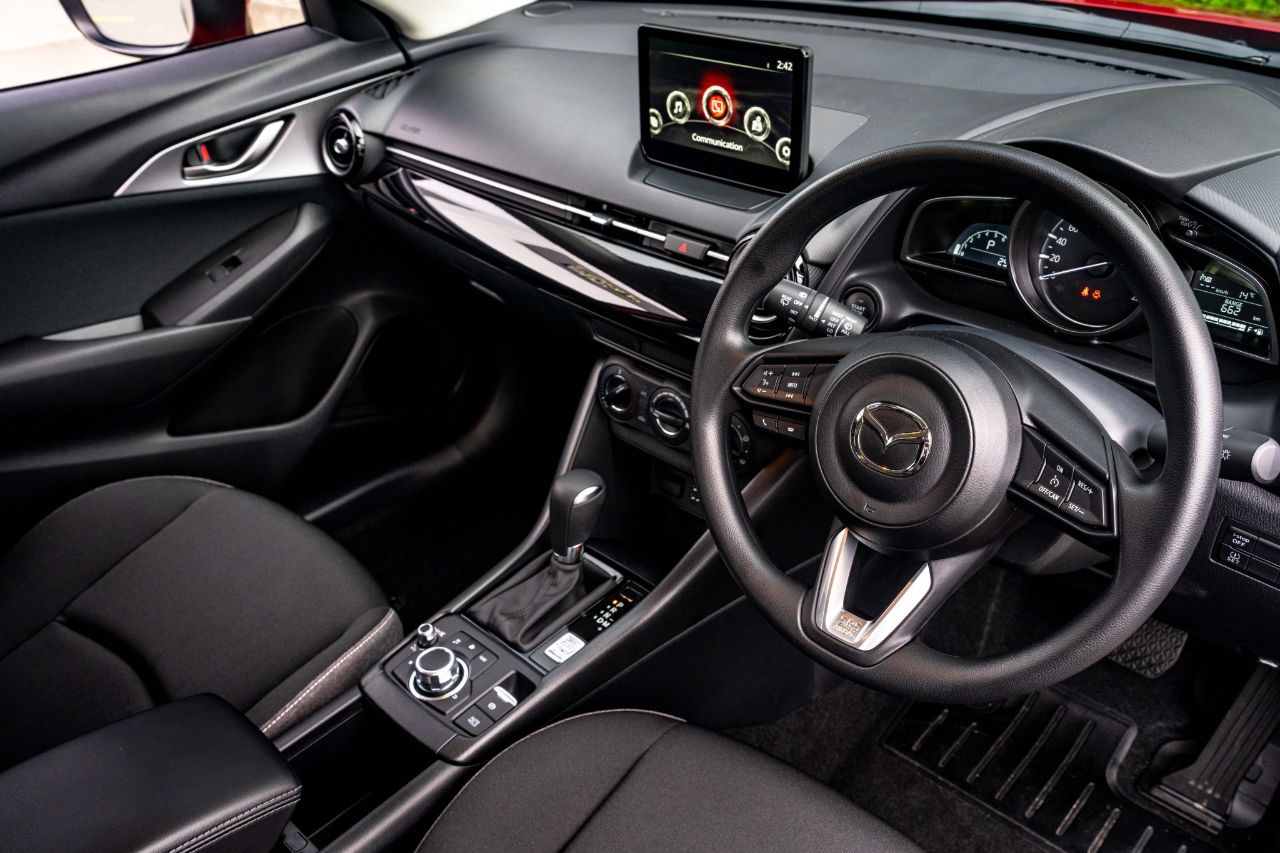 Vehicle image 5
