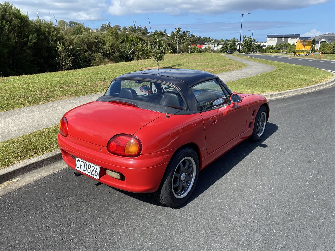 Vehicle image 3