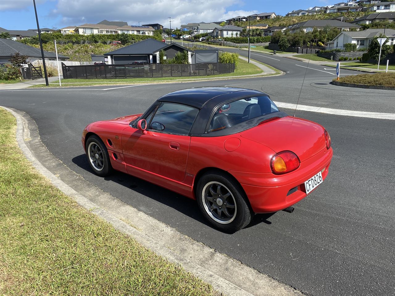 Vehicle image 5