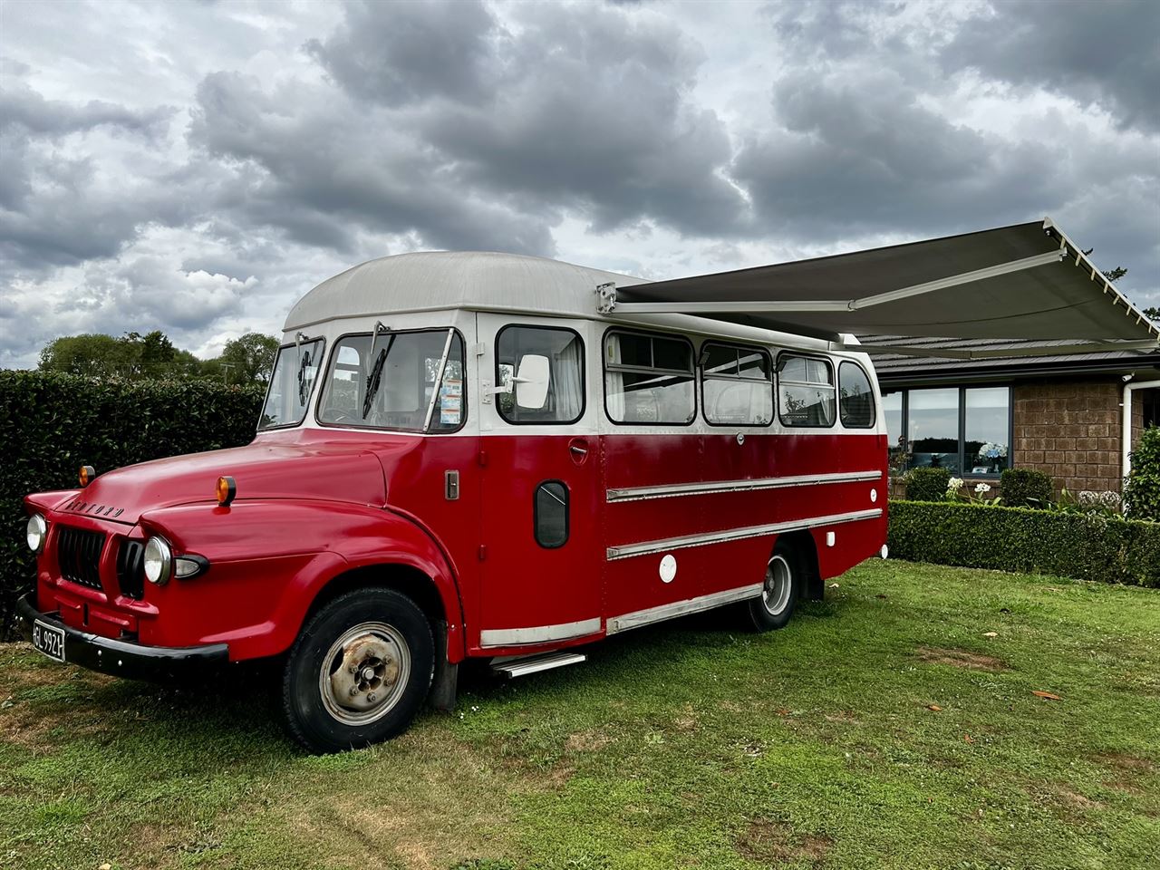 Vehicle image 3