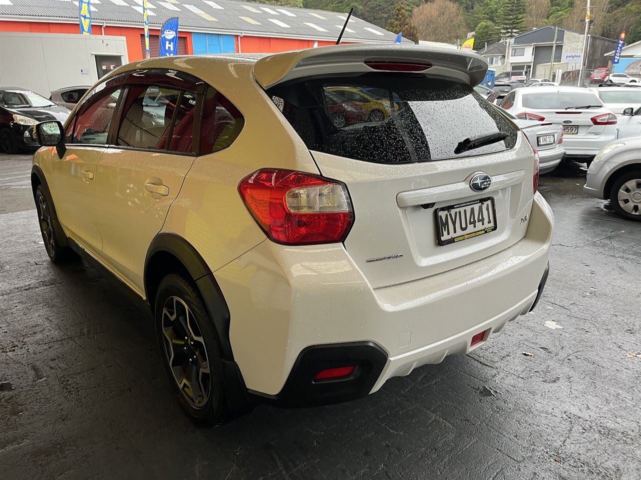 Vehicle image 4
