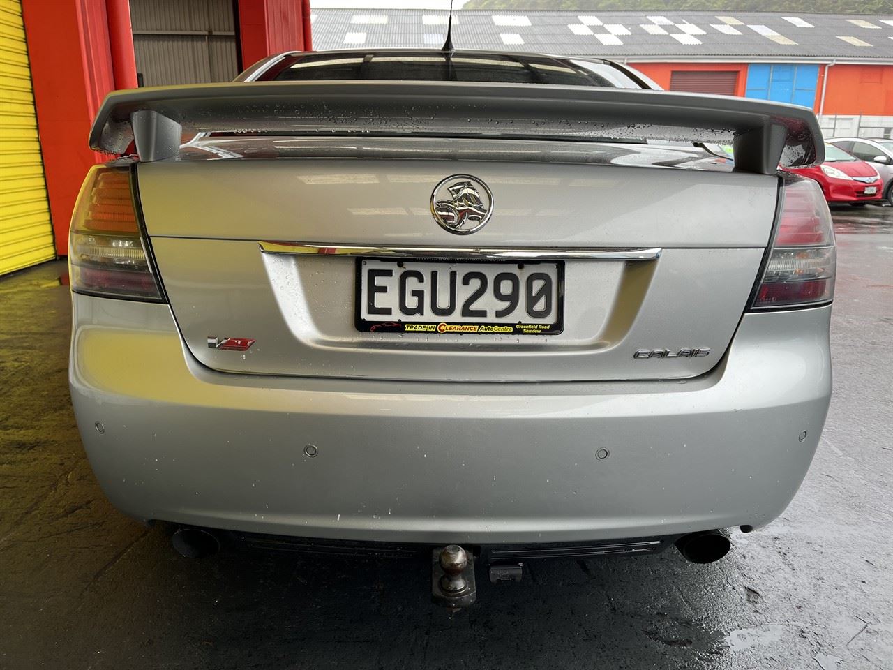 Vehicle image 5
