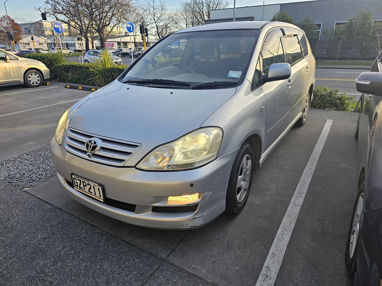 Vehicle image 1