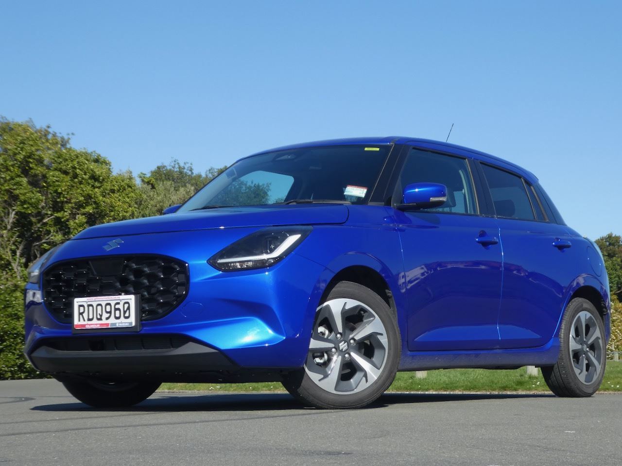 Vehicle image 3