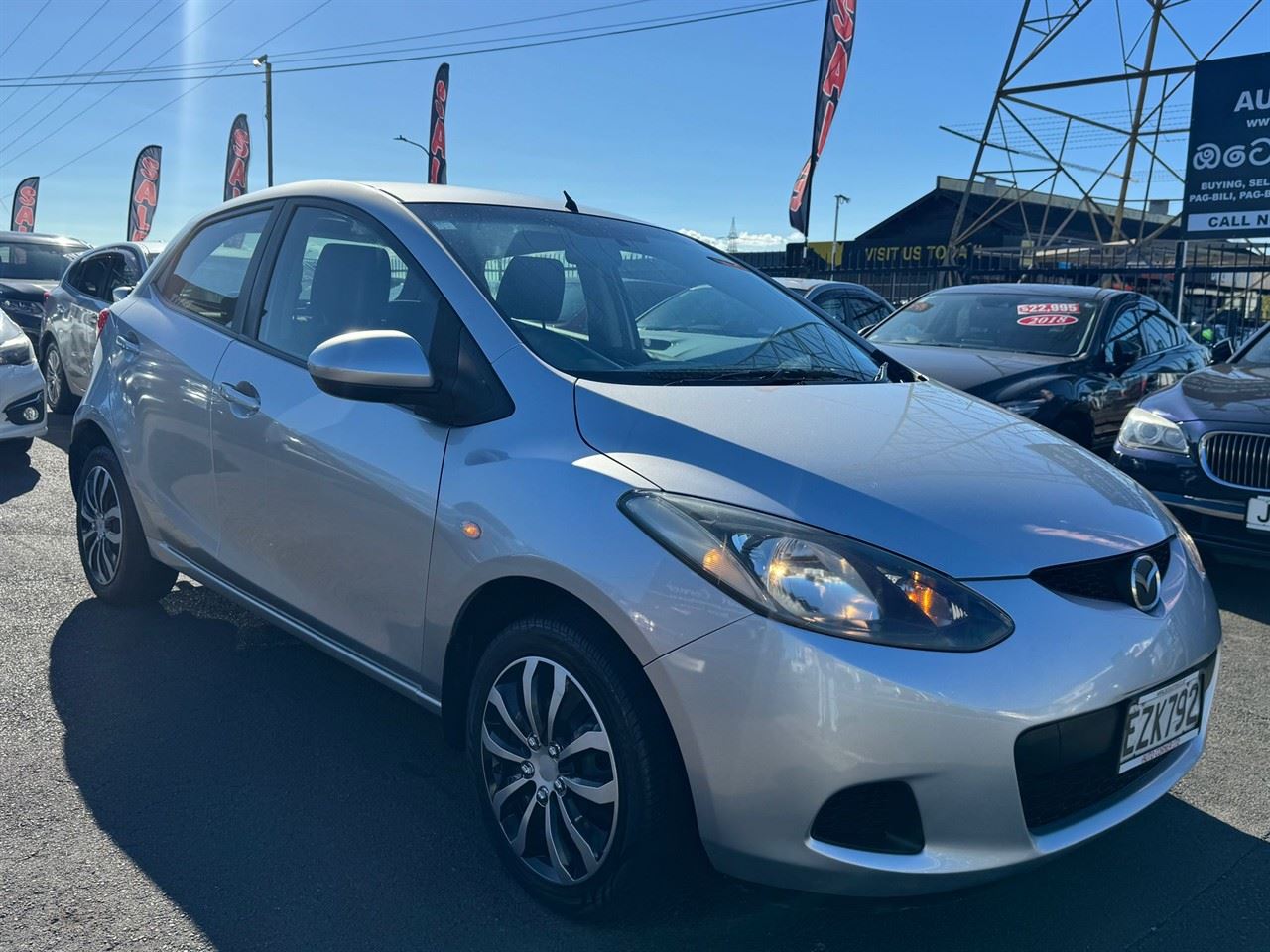 Vehicle image 5