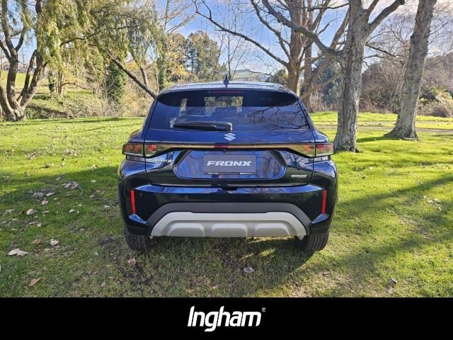 Vehicle image 5