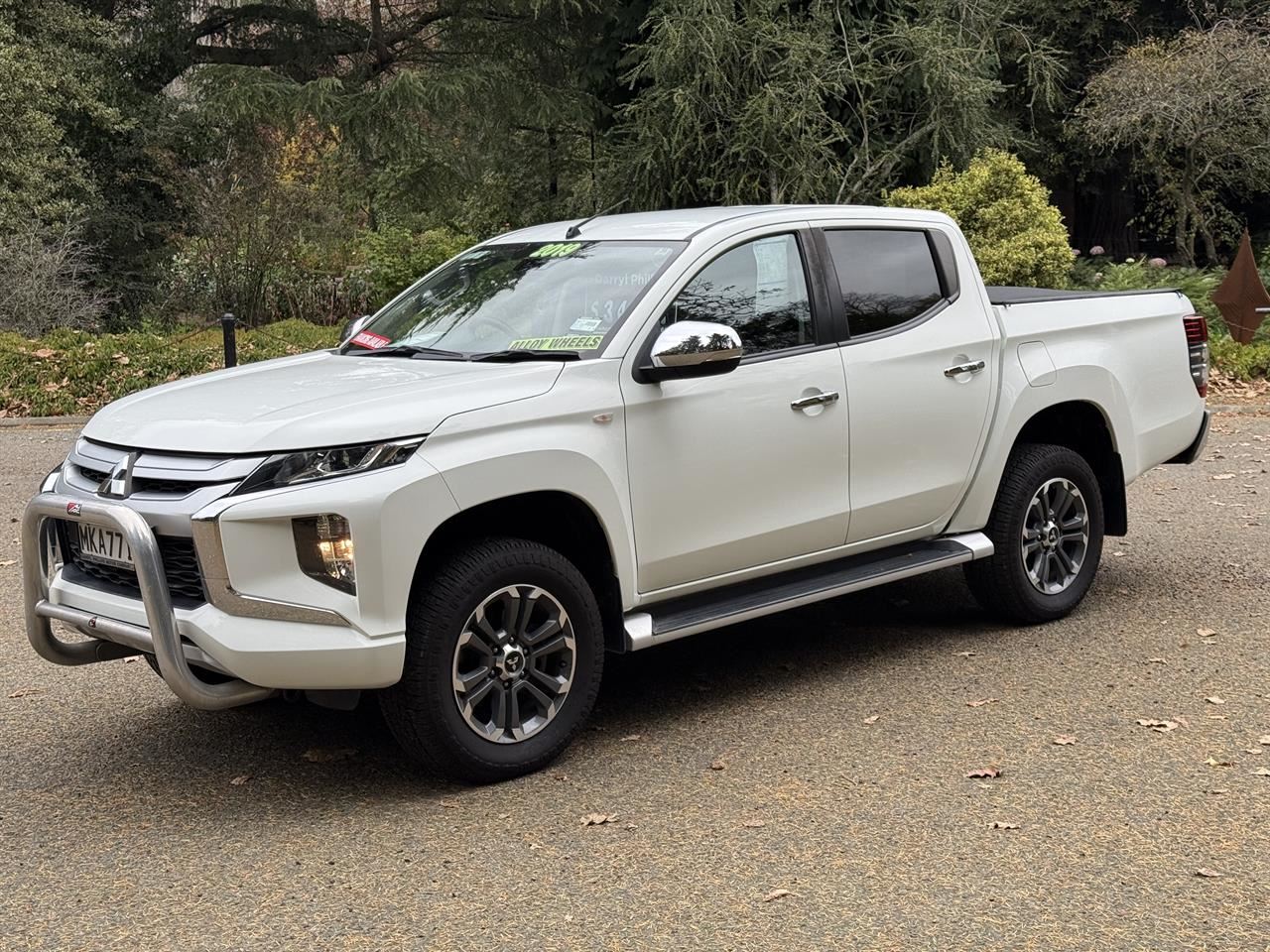 Vehicle image 3