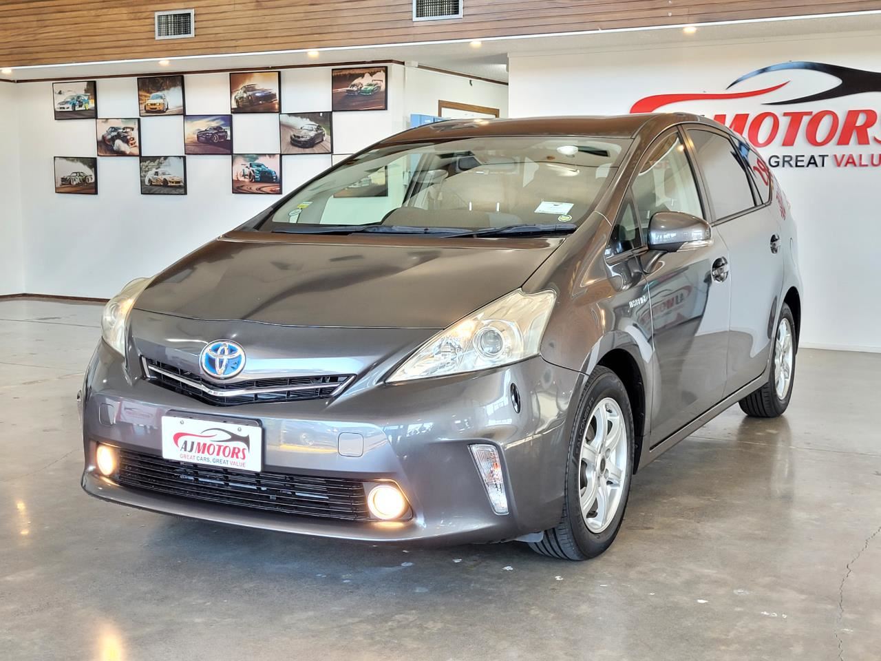 Vehicle image 3