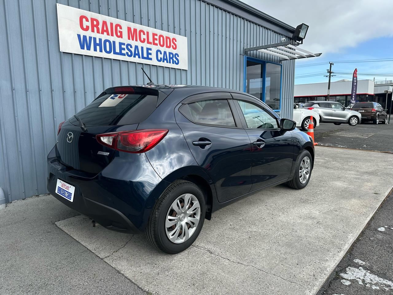 Vehicle image 5