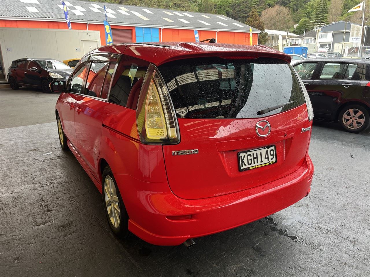 Vehicle image 4