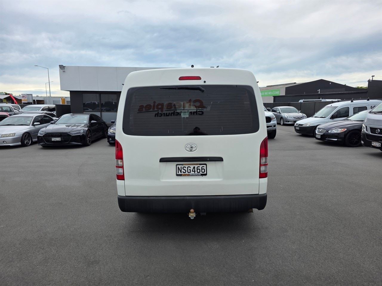 Vehicle image 3