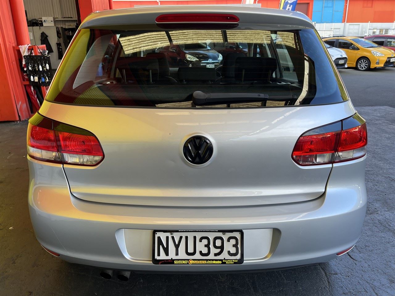 Vehicle image 5