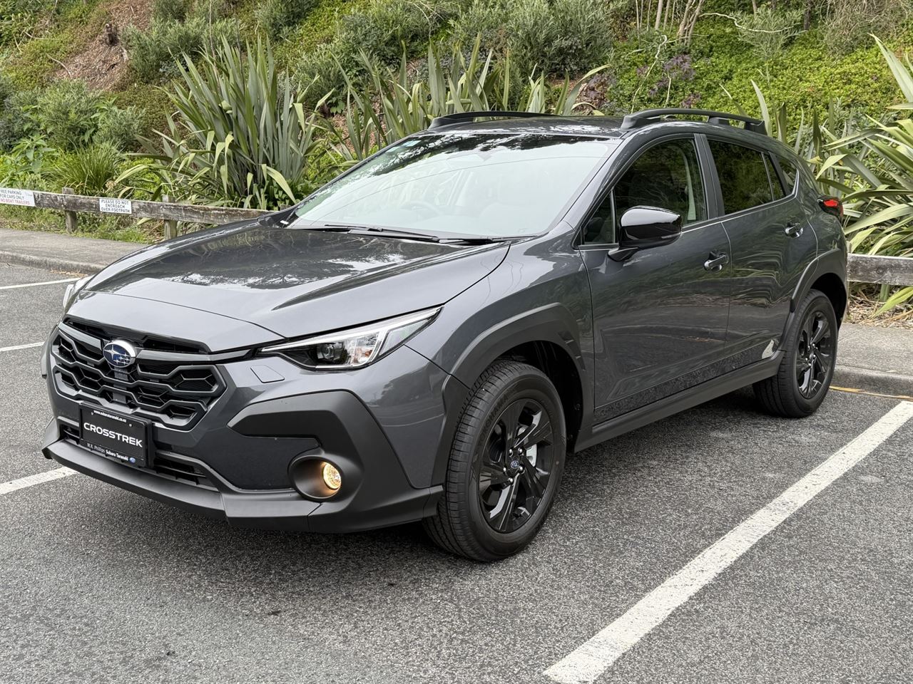 Vehicle image 4