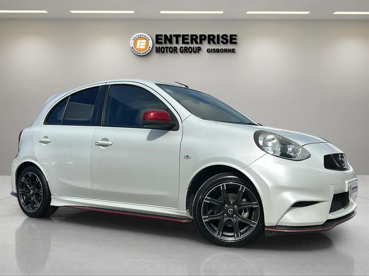 Vehicle image 1