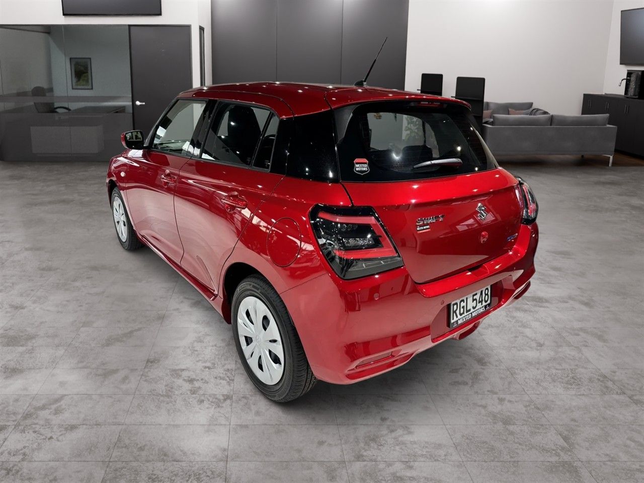Vehicle image 4