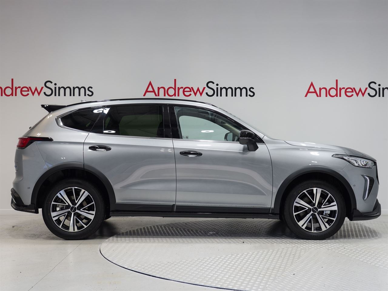 Vehicle image 3