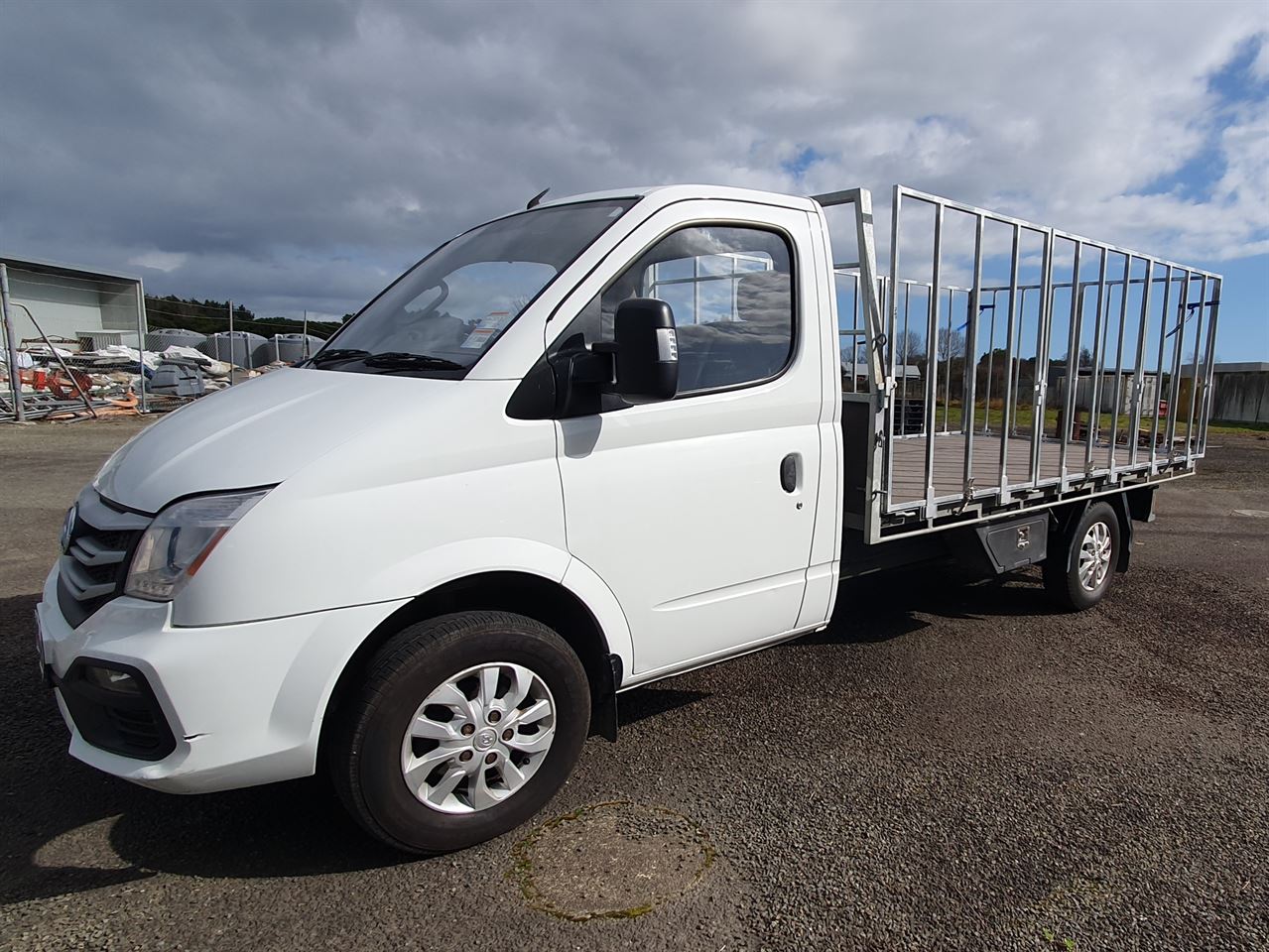 Vehicle image 3