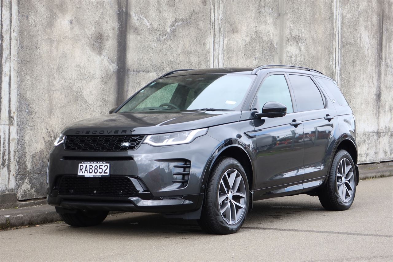 Vehicle image 5