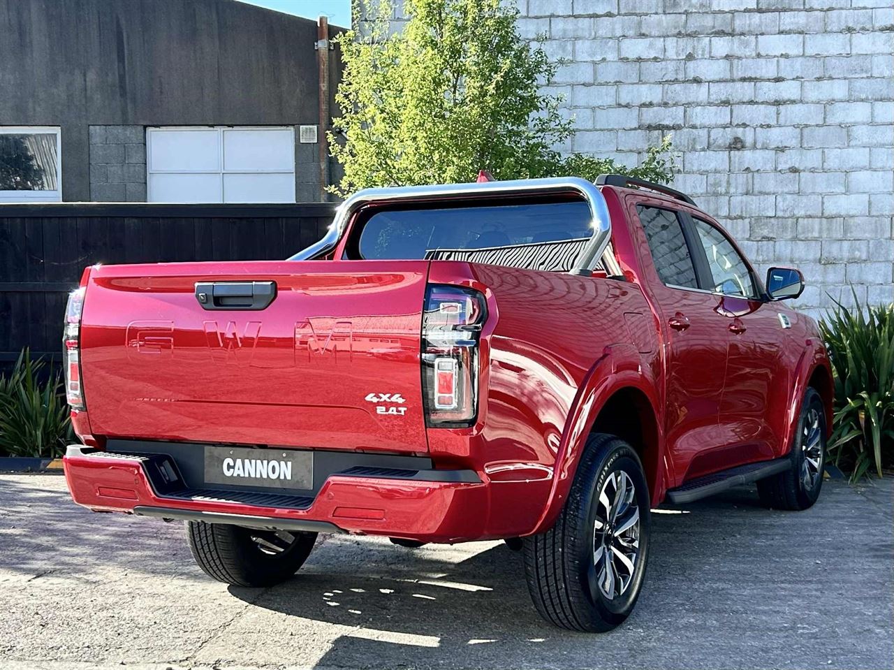 Vehicle image 3