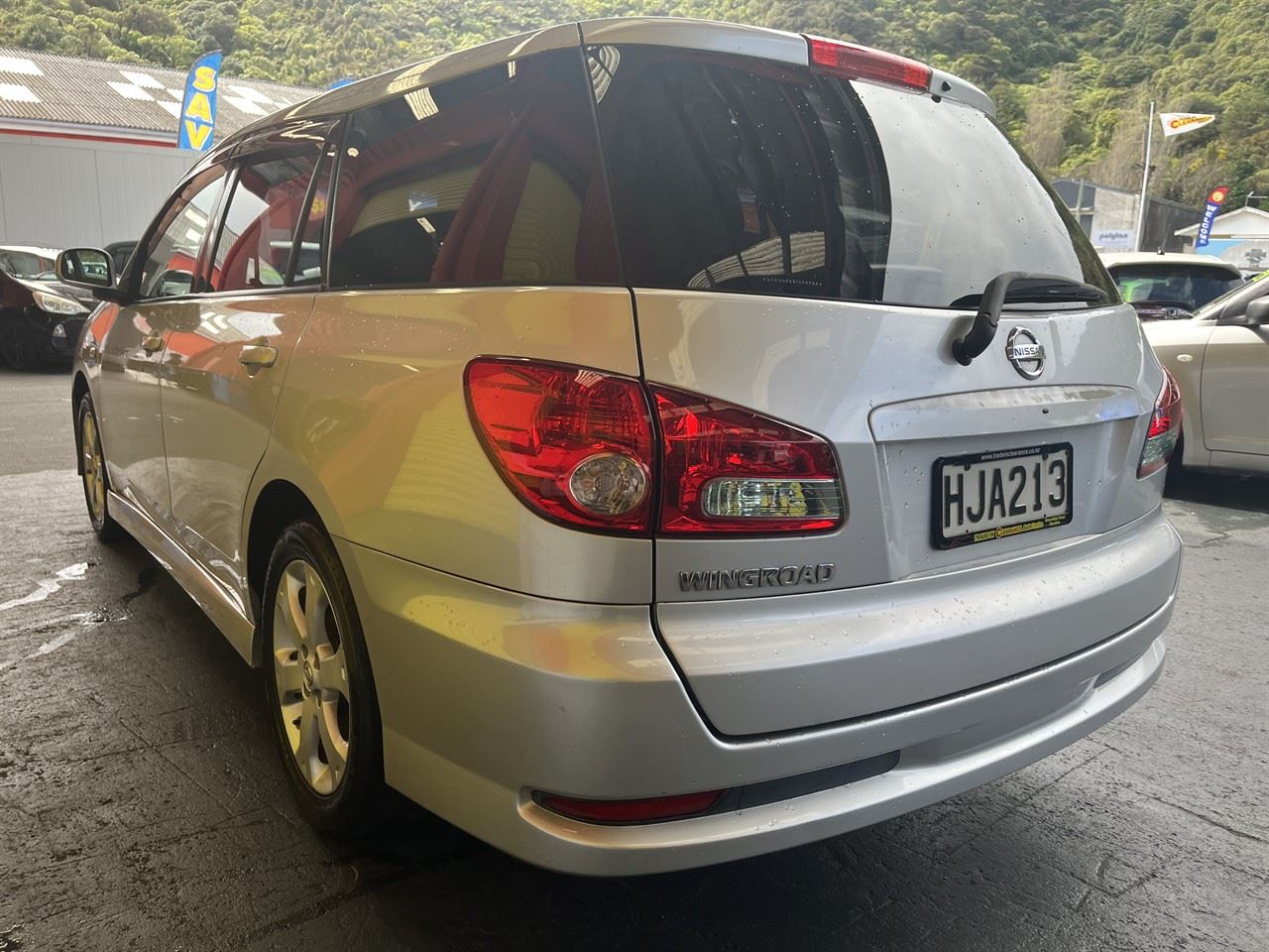 Vehicle image 4