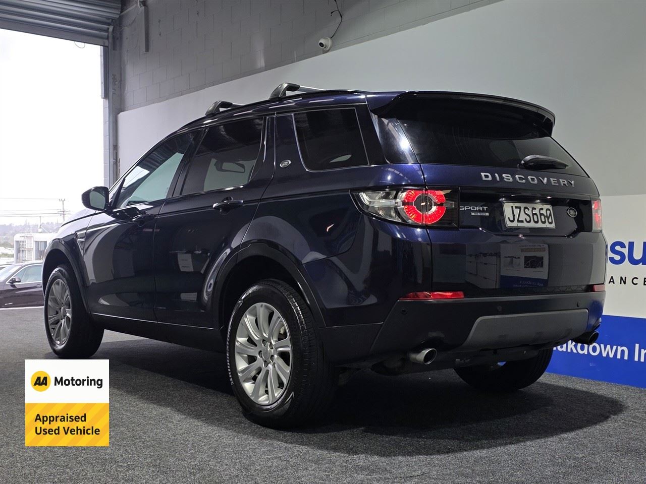 Vehicle image 5